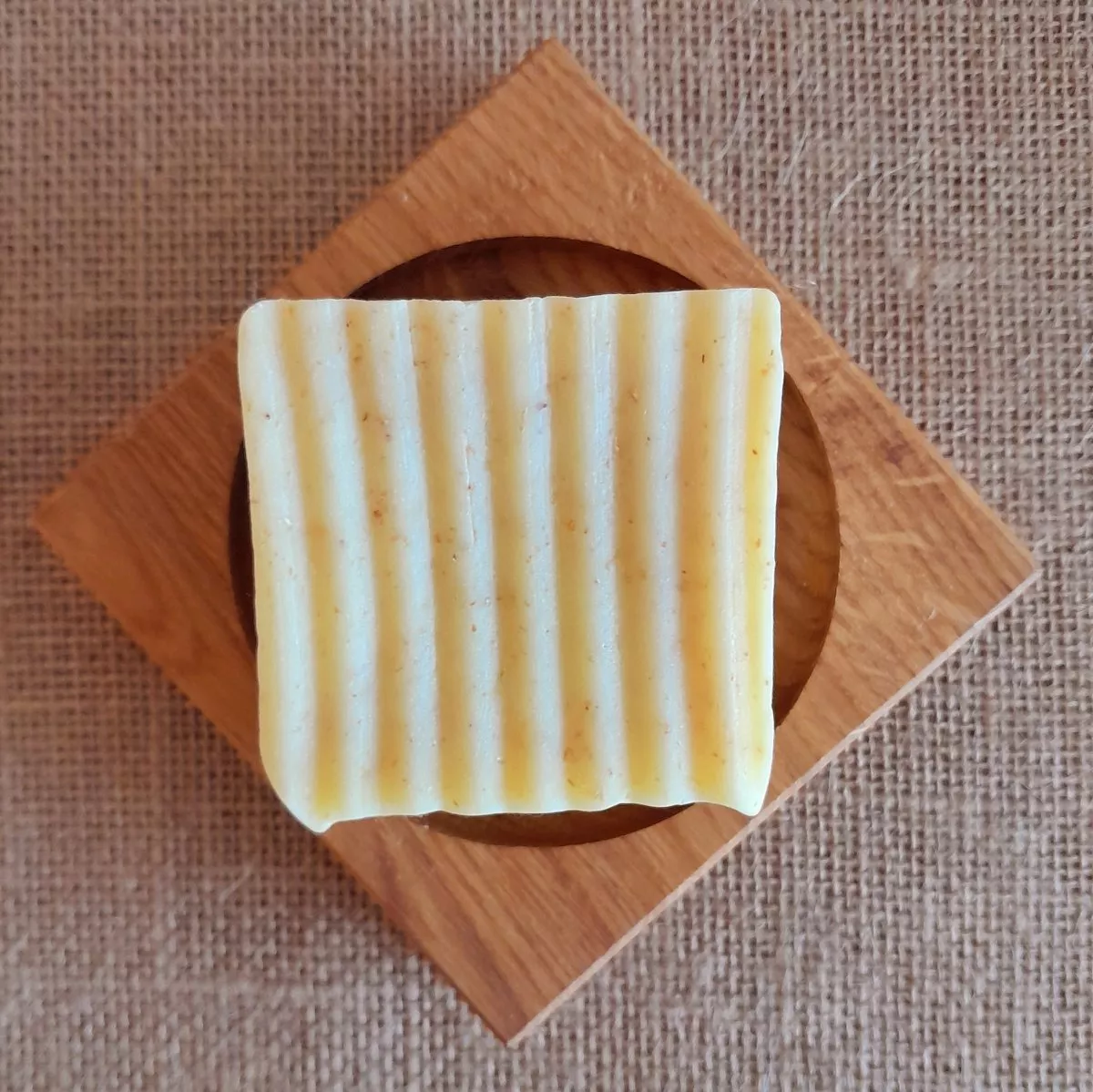 Savon Be Happy - Beurre de karité - Miel & son d'Avoine - 100g