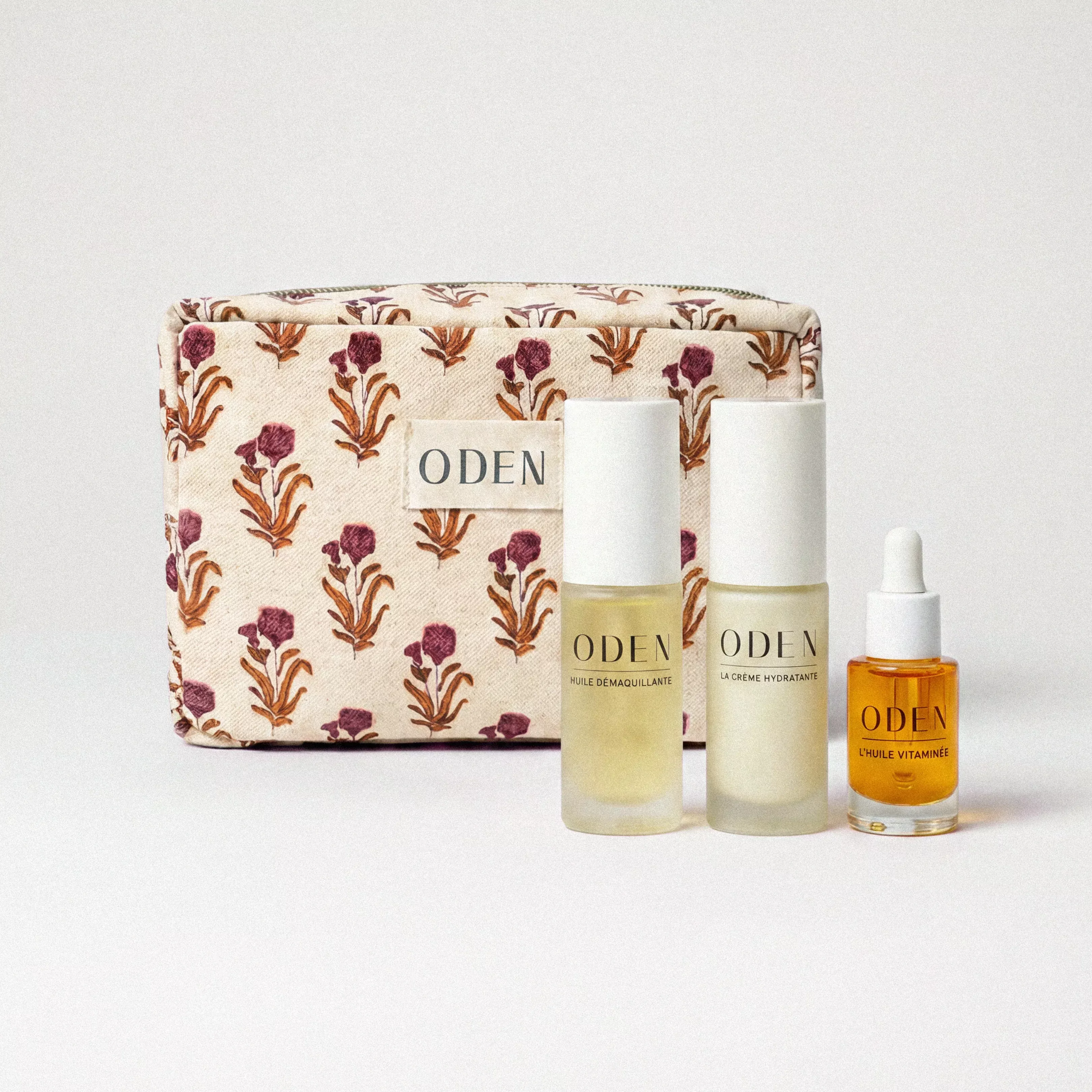 Trousse de soin contenant 3 mini produits